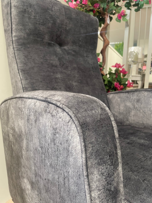 Kelvin Chair