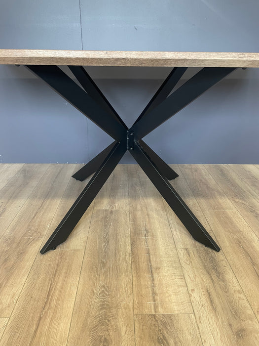 Elson 1.6 Dining Table
