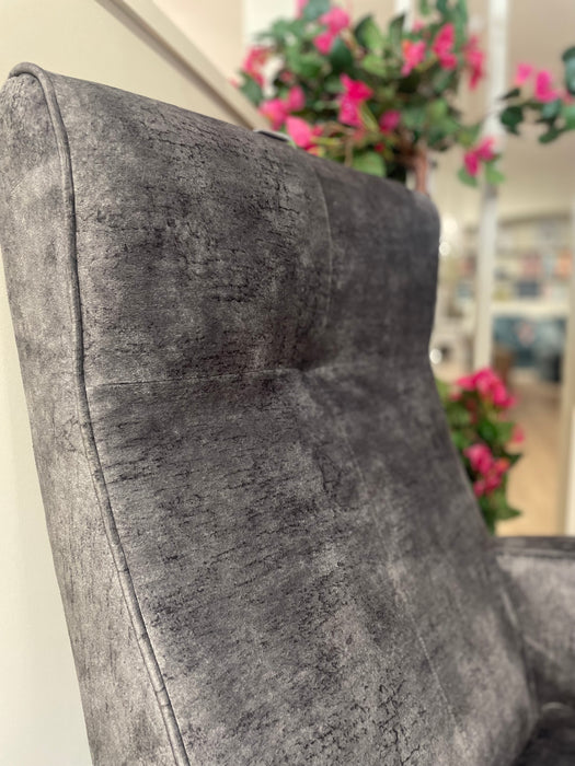 Kelvin Chair